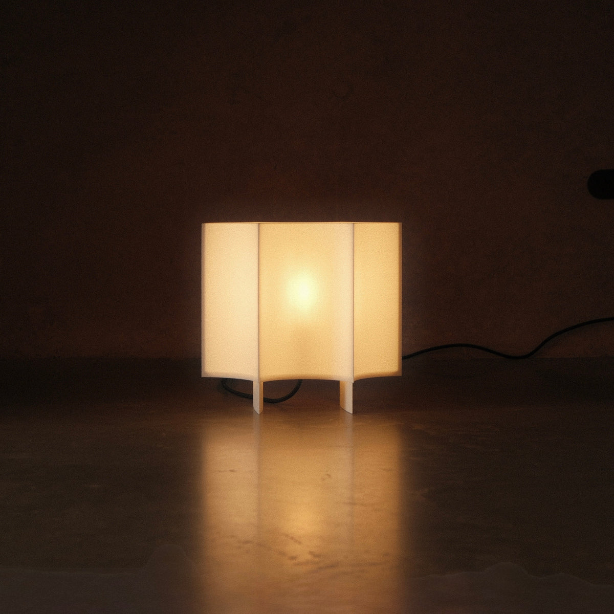 ARC FOLD Lamp
