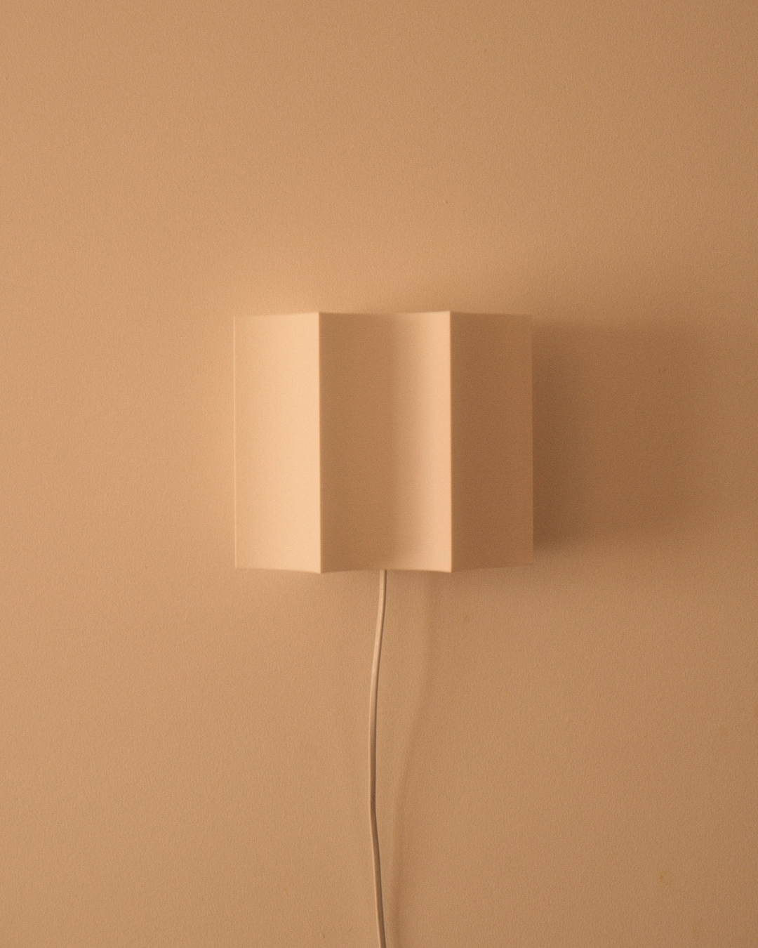 ARC FOLD Sconce