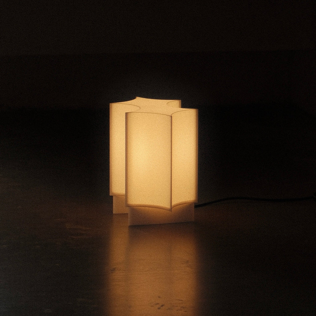 ARC FOLD Lamp