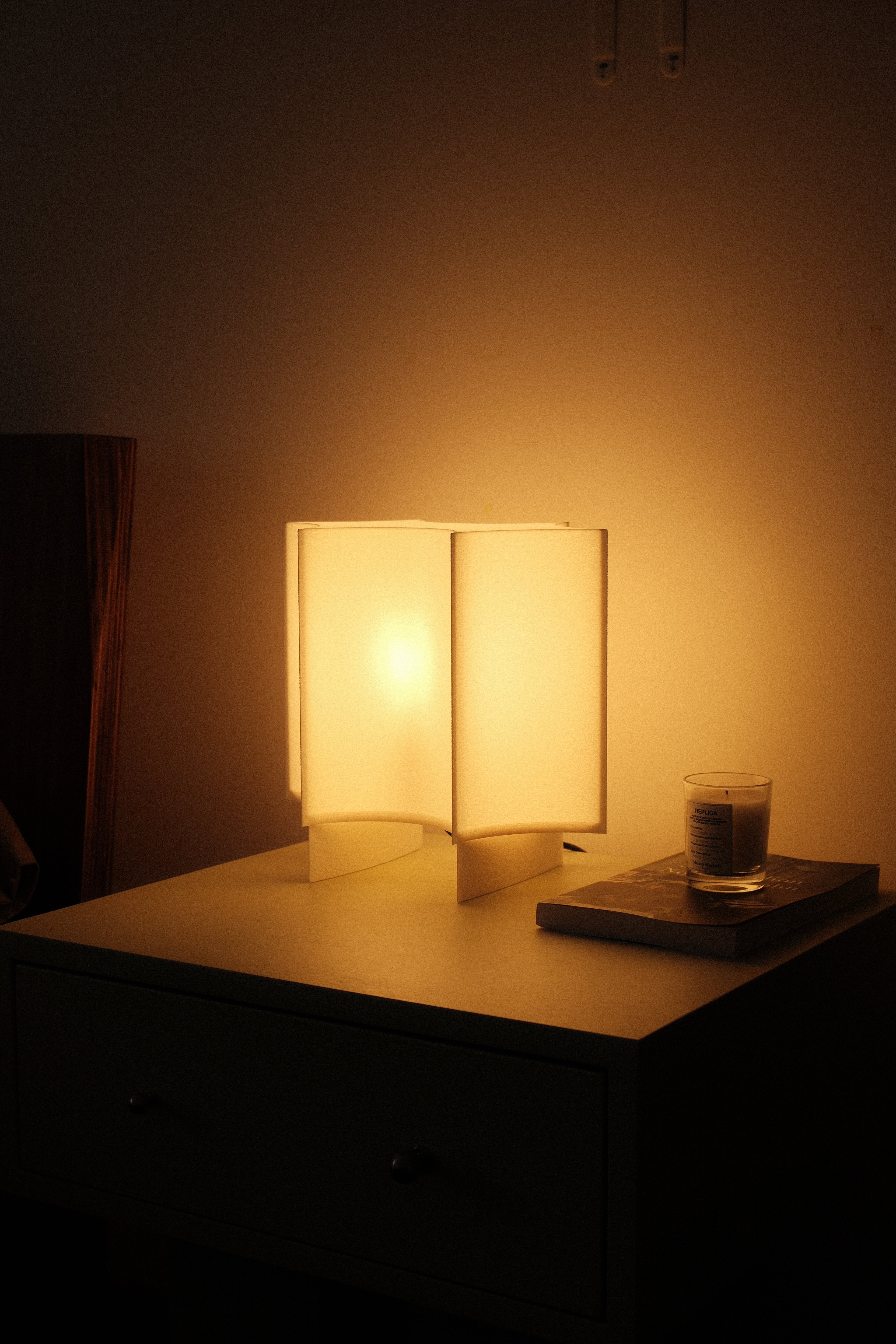 ARC FOLD Table Lamp