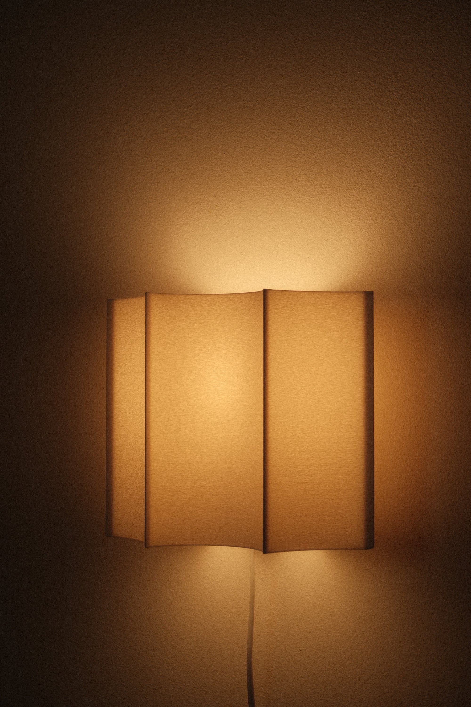 ARC FOLD Set – Table Lamp and Sconce