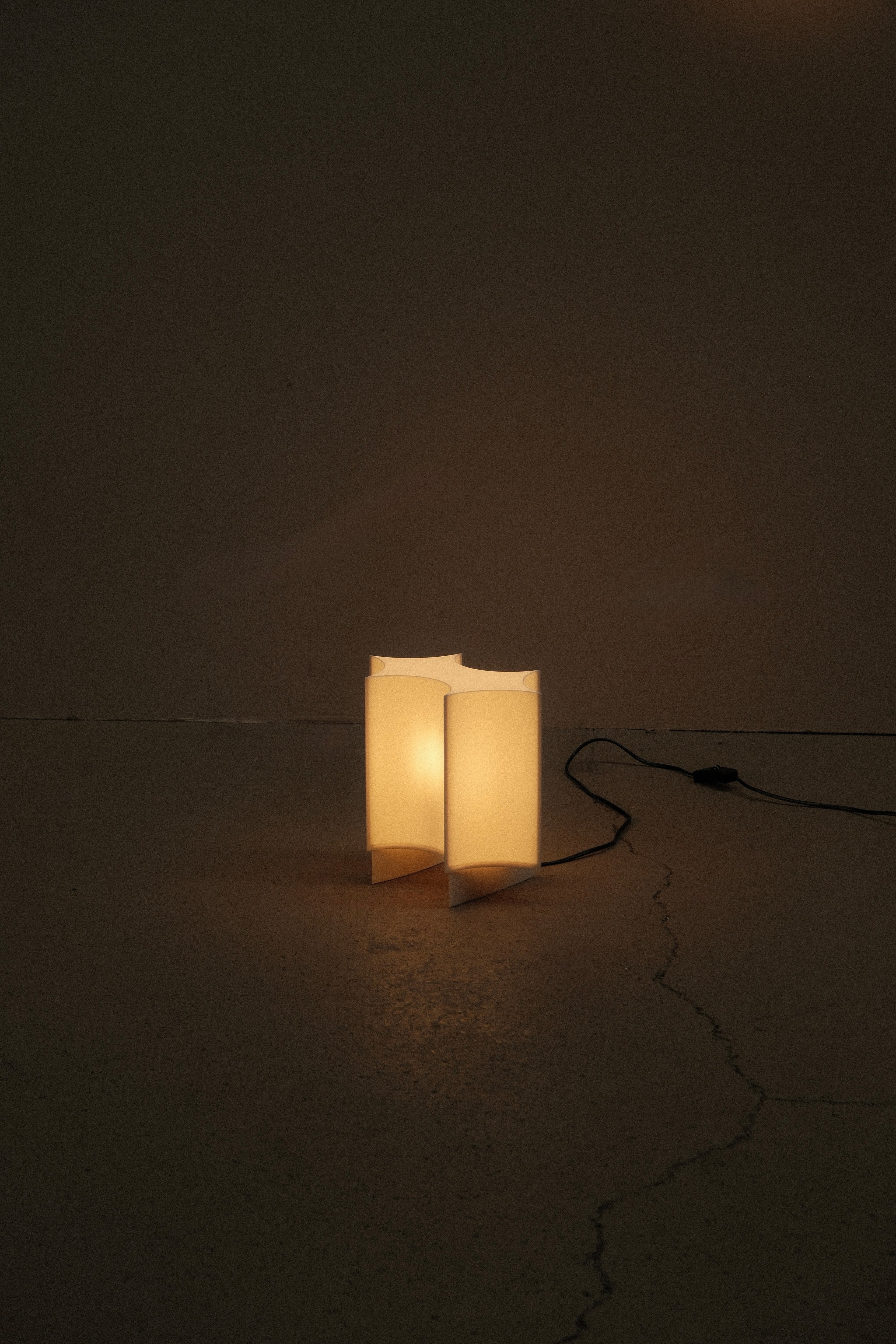 ARC FOLD Set – Table Lamp and Sconce